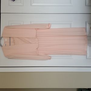 In the Mood vintage 1980s peach crepe midi dress with pleated skirt size 12 euc